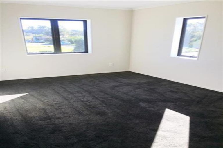 Photo of property in 1 Takahe Avenue, Takanini, 2112