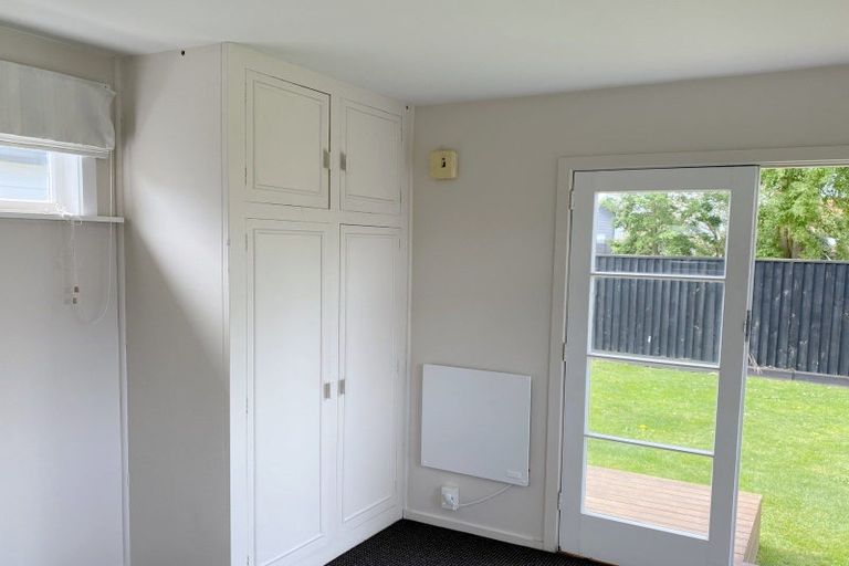 Photo of property in 40 Mcfaddens Road, St Albans, Christchurch, 8052