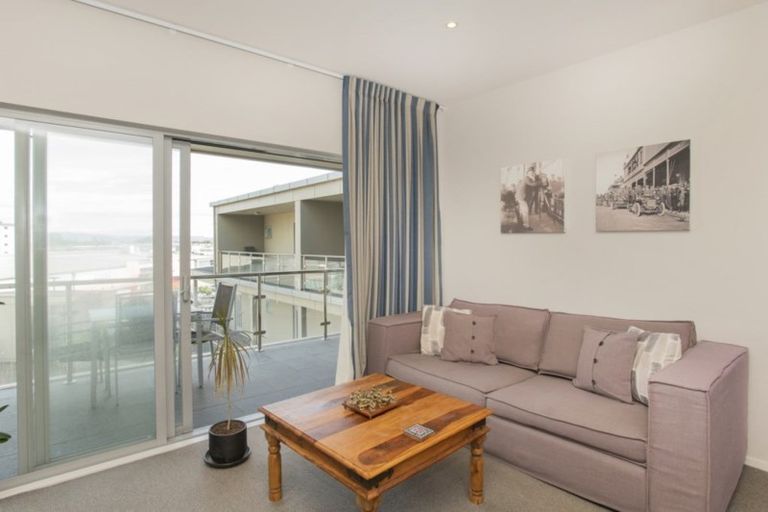 Photo of property in Marina View Apartments, 302/4 Reads Quay, Gisborne, 4010
