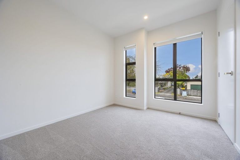 Photo of property in 3/35 Young Crescent, Drury, 2113