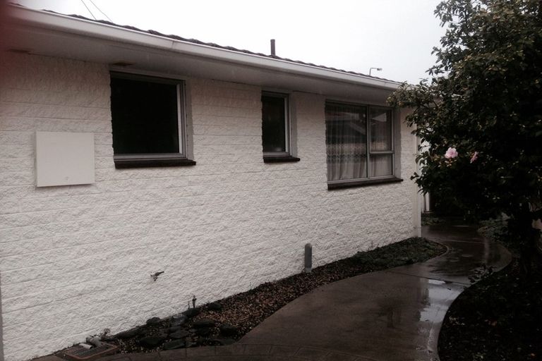 Photo of property in 2/18 Rutherford Street, Woolston, Christchurch, 8023