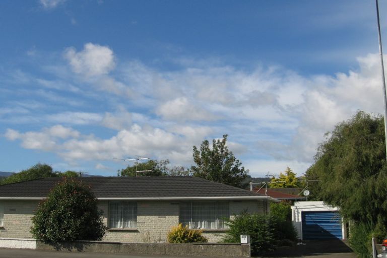 Photo of property in 2/402 Fergusson Drive, Heretaunga, Upper Hutt, 5018