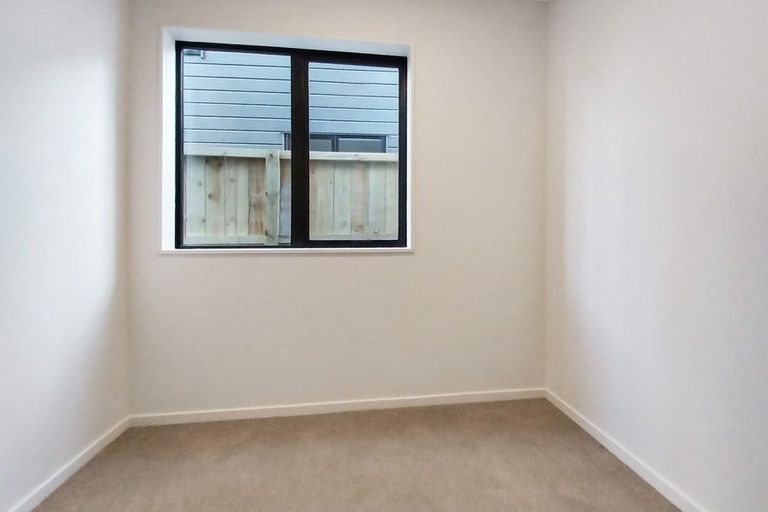 Photo of property in 22/241 Don Buck Road, Massey, Auckland, 0614