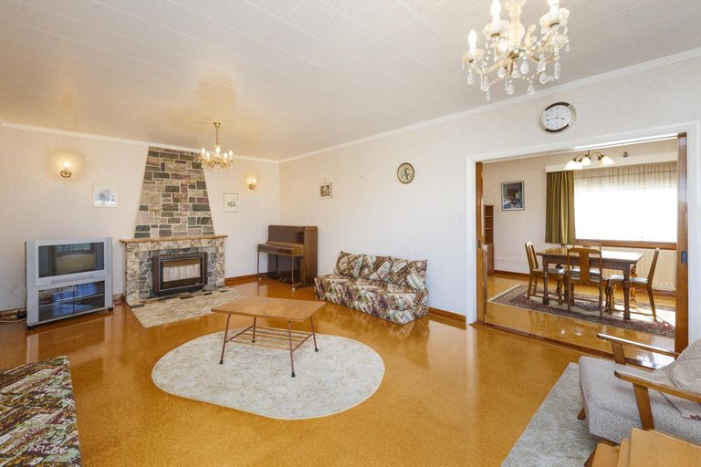 Photo of property in 15 Anglesey Place, Awapuni, Palmerston North, 4412