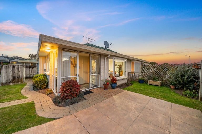 Photo of property in Kowhai Court, 33/17 John Street, Trentham, Upper Hutt, 5018
