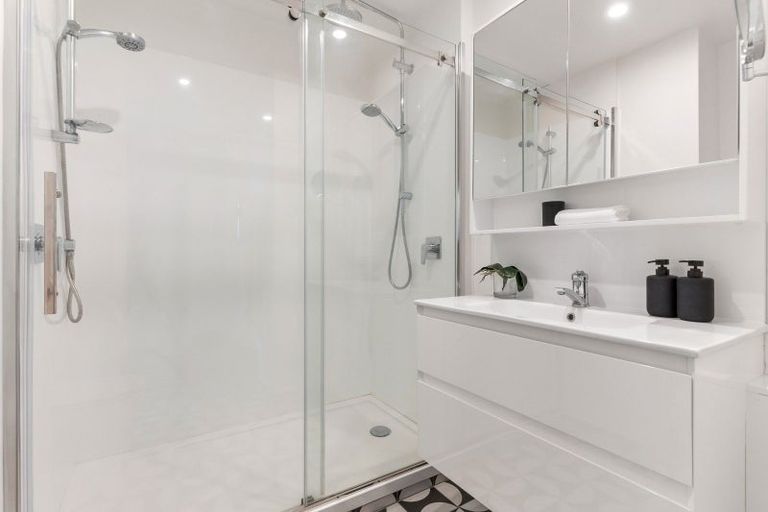 Photo of property in 58/45 Stanley Road, Stanley Point, Auckland, 0624