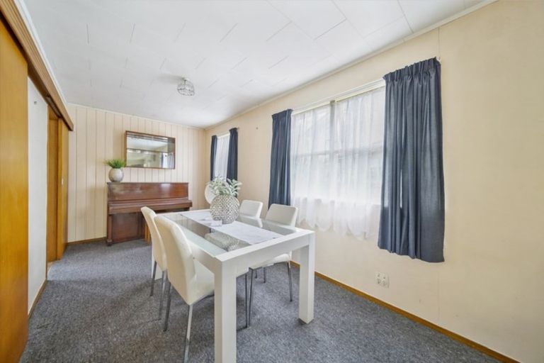 Photo of property in 29 Studfall Street, Pakuranga Heights, Auckland, 2010