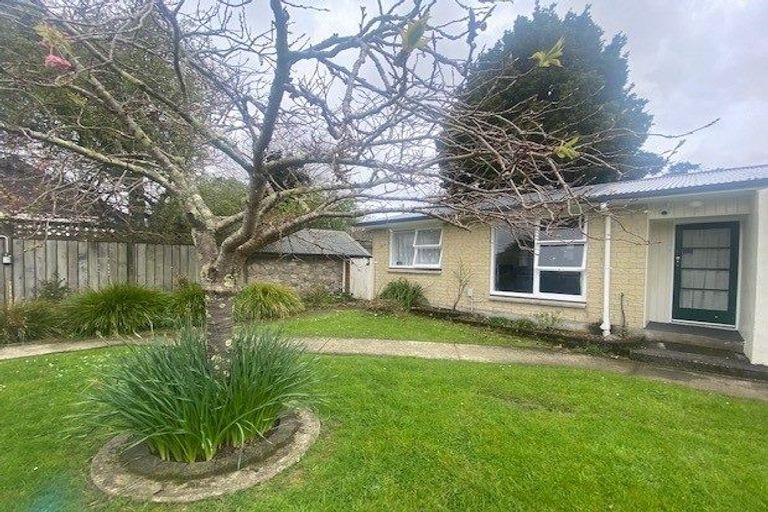 Photo of property in 1/17a Miro Street, Trentham, Upper Hutt, 5018