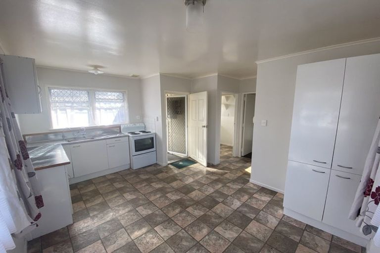 Photo of property in 58 Friedlanders Road, Manurewa, Auckland, 2102