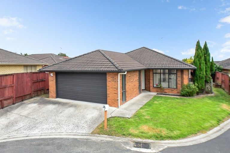 Photo of property in 3 Kingroyal Lane, Hamilton East, Hamilton, 3216