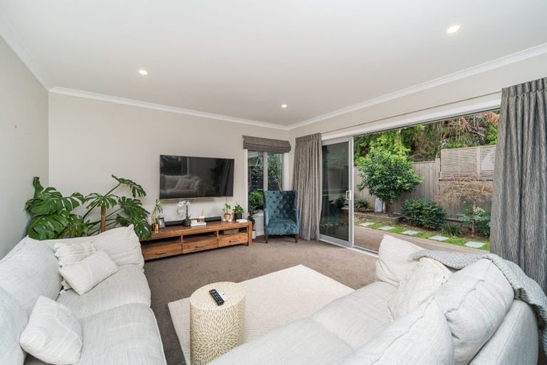 Photo of property in 5 Heritage Place, Terrace End, Palmerston North, 4410