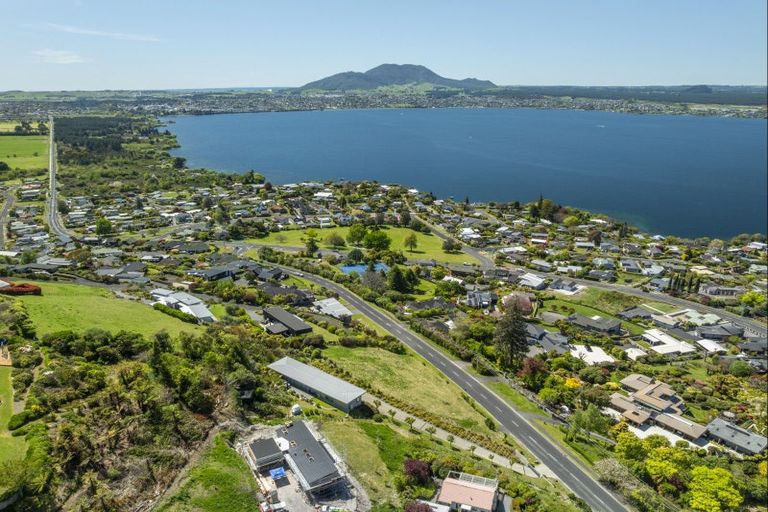Photo of property in 58 Mapara Road, Acacia Bay, Taupo, 3385