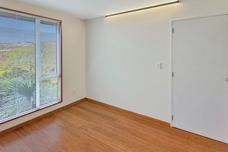 Photo of property in 88 Mount Pleasant Road, Mount Pleasant, Christchurch, 8081