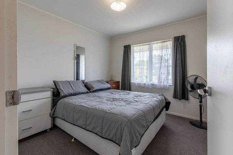Photo of property in 2 Woburn Street, Waipukurau, 4200