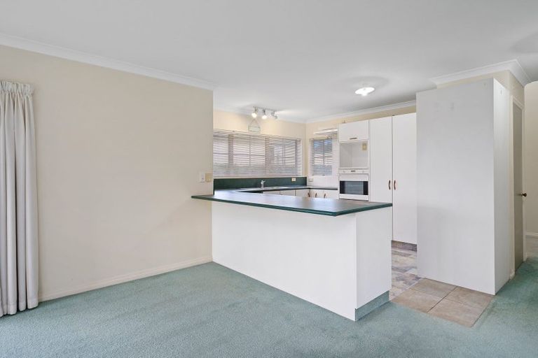 Photo of property in 77a Taylor Street, Cambridge, 3434