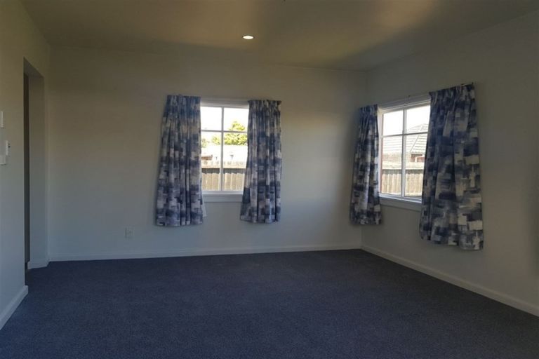Photo of property in 71 Mahars Road, Mairehau, Christchurch, 8052