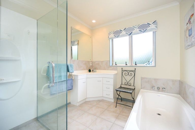 Photo of property in 17 Suffolk Crescent, Feilding, 4702