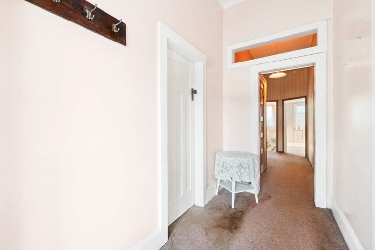 Photo of property in 68 Derwent Street, Island Bay, Wellington, 6023