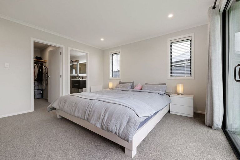 Photo of property in 19 Rose Leigh Drive, Cambridge, 3434