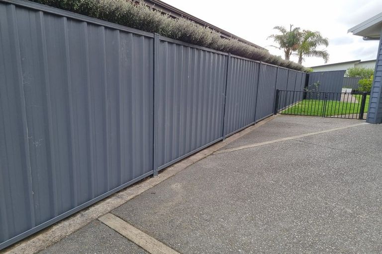 Photo of property in 155 Arataki Road, Havelock North, 4130