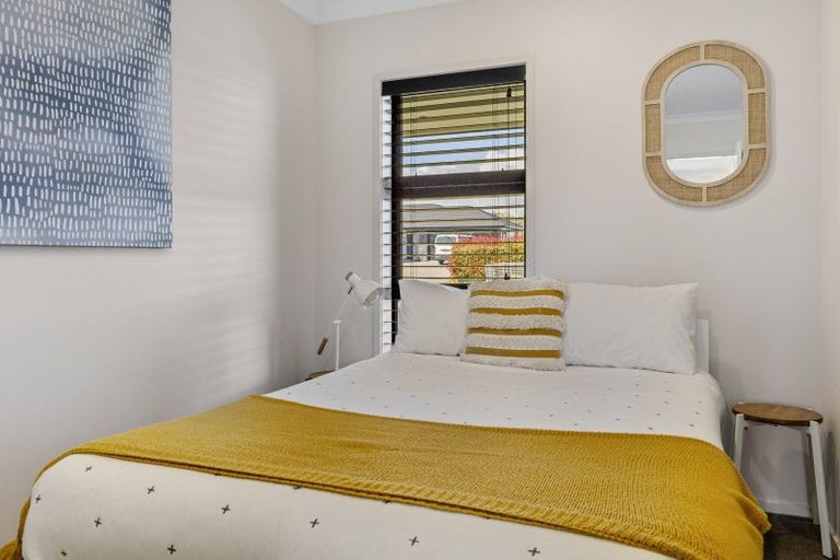 Photo of property in 15 Windsor Street, Richmond Heights, Taupo, 3330