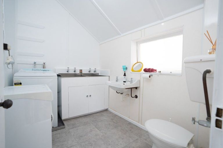 Photo of property in 10 Te Anau Avenue, Hataitai, Wellington, 6021