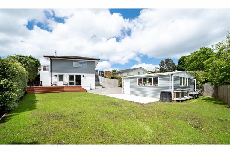 Photo of property in 29 Hewlett Road, Massey, Auckland, 0614