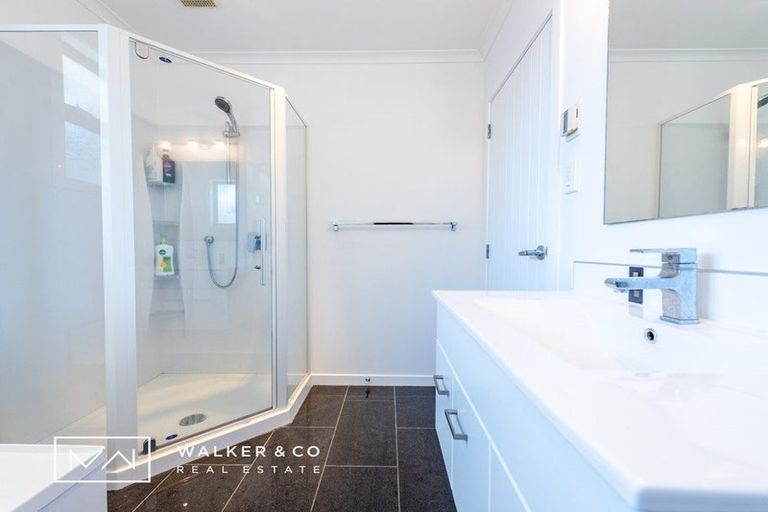 Photo of property in 1a Ebdentown Street, Ebdentown, Upper Hutt, 5018
