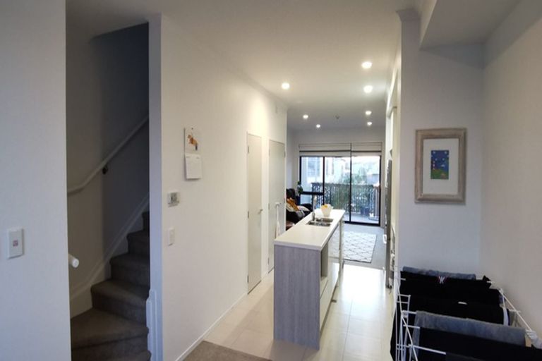 Photo of property in 2b Harakeke Road, Hobsonville, Auckland, 0618