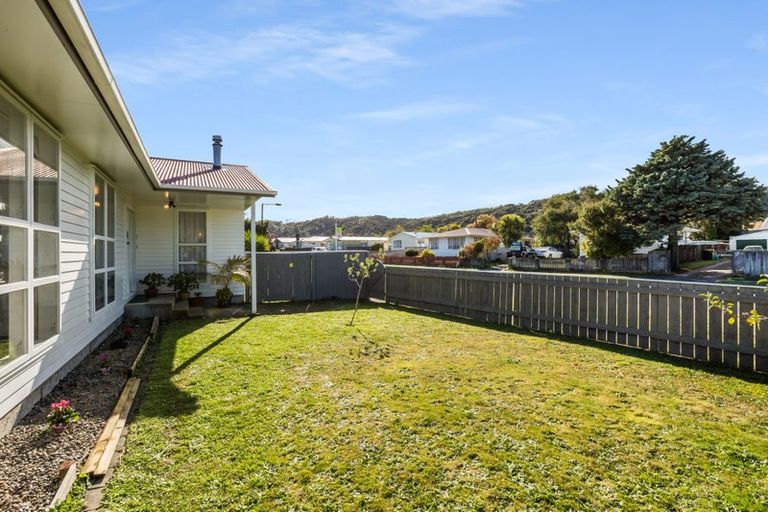 Photo of property in 2 Kawatiri Grove, Wainuiomata, Lower Hutt, 5014