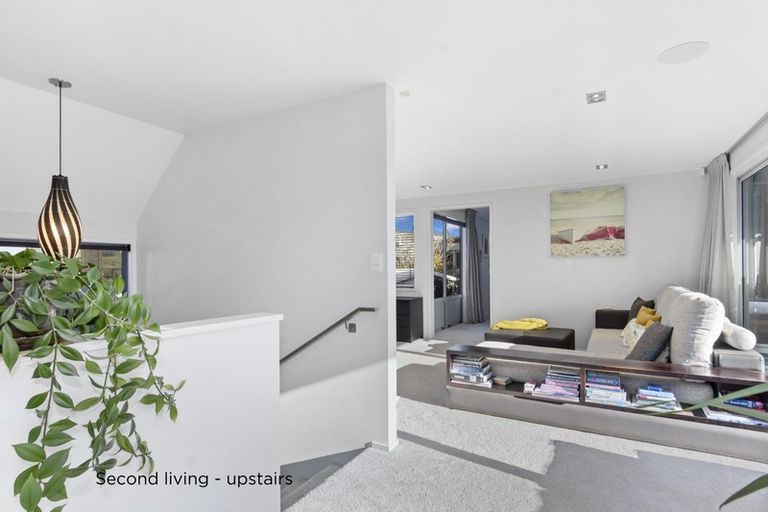 Photo of property in 36 Marine Parade, Mount Maunganui, 3116