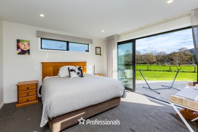 Photo of property in 2a Turksma Lane, Kaitoke, 5018