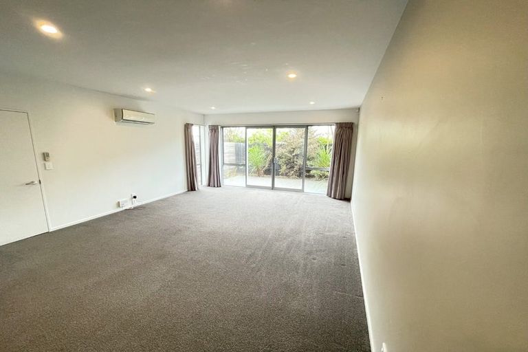 Photo of property in 2/89 Poulson Street, Addington, Christchurch, 8024
