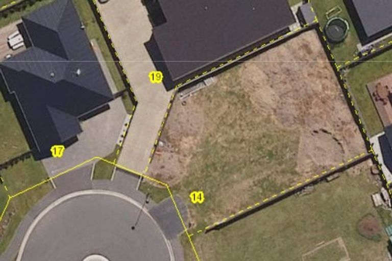 Photo of property in 233 Devonport Road, Tauranga, 3110