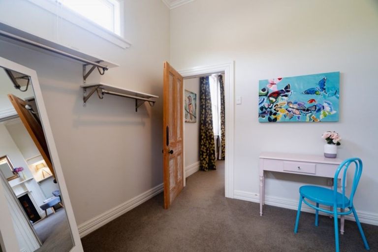Photo of property in 73 Royal Crescent, Saint Kilda, Dunedin, 9012