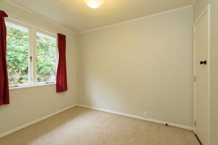 Photo of property in 29 Bedford Street, Northland, Wellington, 6012