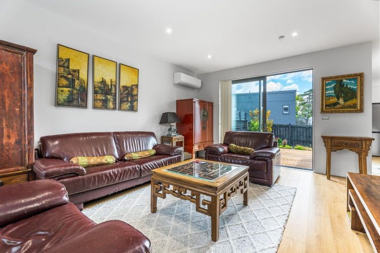 Photo of property in 53d Mcleod Road, Te Atatu South, Auckland, 0610