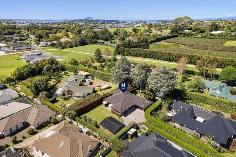 Photo of property in 48 Kayelene Place, Omokoroa, 3114