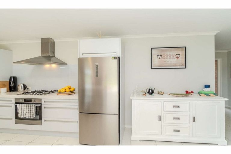 Photo of property in 27 Awhitu Road, Kerikeri, 0230