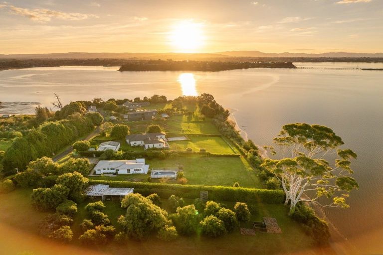 Photo of property in 202r Ranginui Road, Welcome Bay, Tauranga, 3175