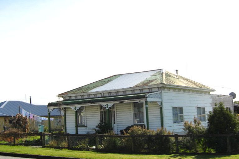 Photo of property in 70-72 Shiel Street, Reefton, 7830