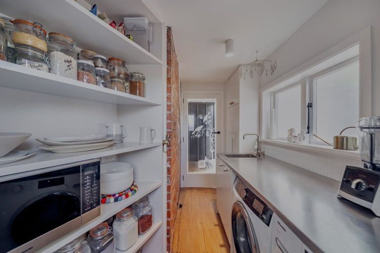 Photo of property in 12 Cheviot Road, Lowry Bay, Lower Hutt, 5013