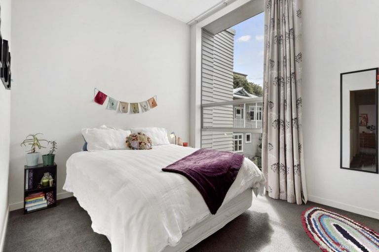 Photo of property in Altar Apartments, 62/120u Rintoul Street, Newtown, Wellington, 6021