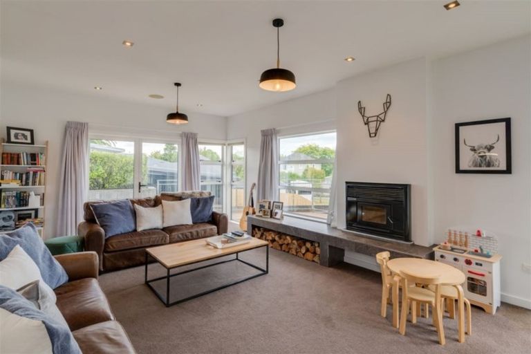 Photo of property in 264 Riverlaw Terrace, Saint Martins, Christchurch, 8022