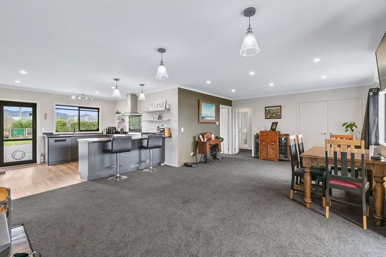 Photo of property in 391a Koputaroa Road, Koputaroa, Levin, 5575