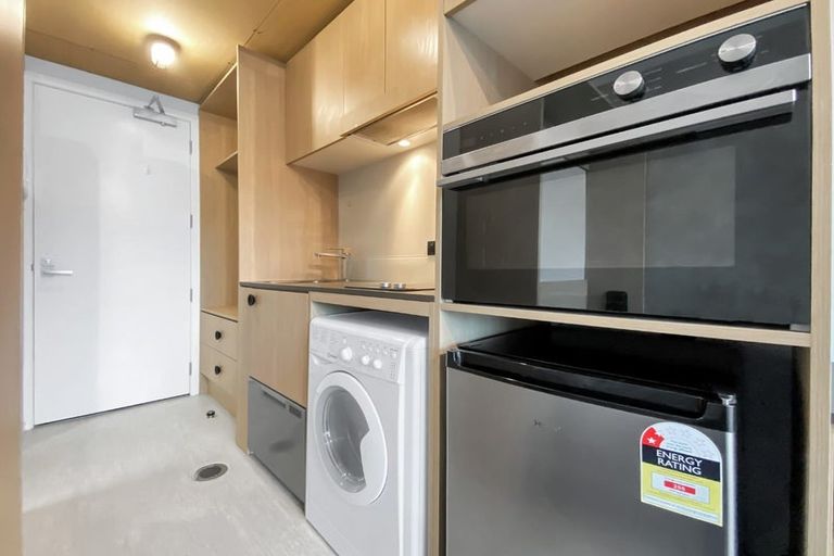 Photo of property in Vedado Apartments, 208/41u Hopper Street, Mount Cook, Wellington, 6011