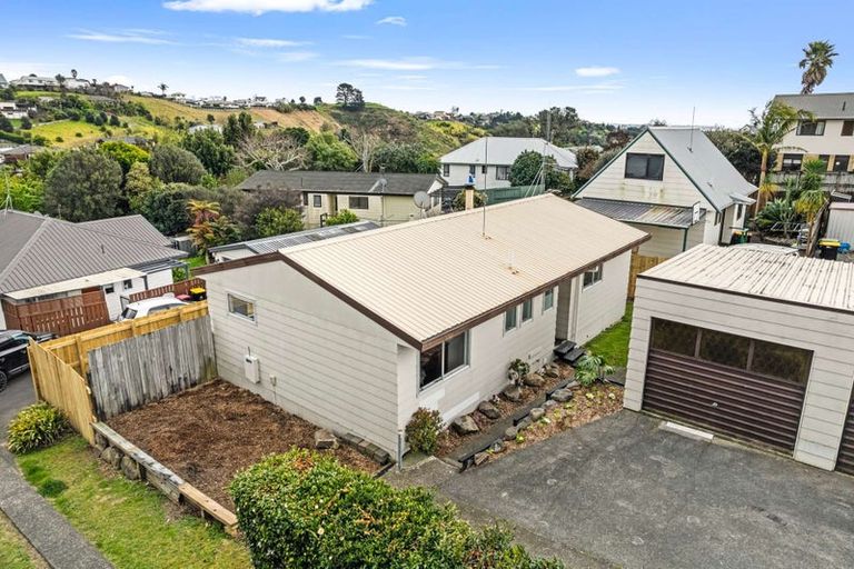 Photo of property in 203b Waitaha Road, Welcome Bay, Tauranga, 3112
