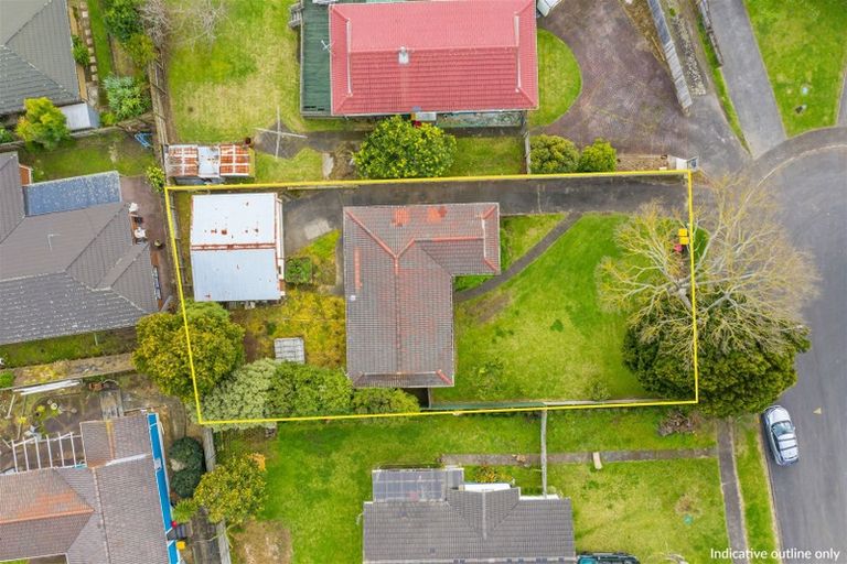 Photo of property in 12 Crispian Place, Weymouth, Auckland, 2103