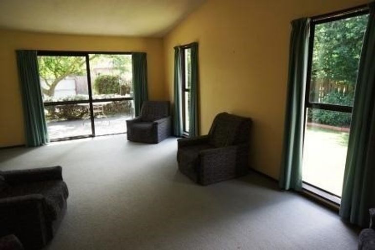 Photo of property in 11 Holcroft Court, Rangiora, 7400