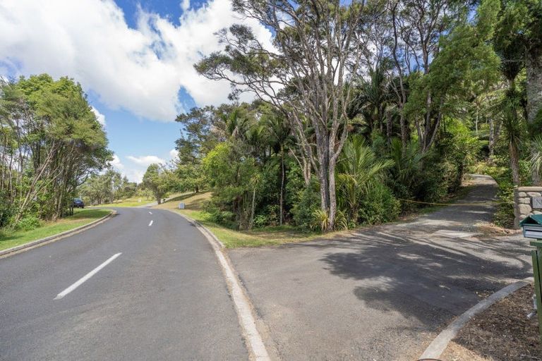 Photo of property in 47 Tarapatiki Drive, Whitianga, 3510